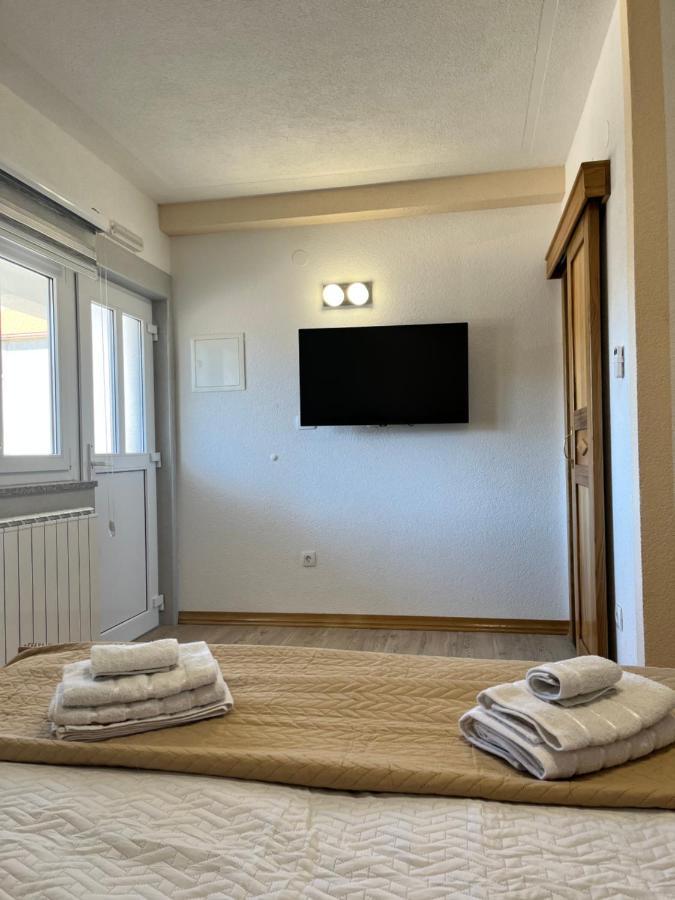 Mountain View Rooms Zadvarje Eksteriør billede